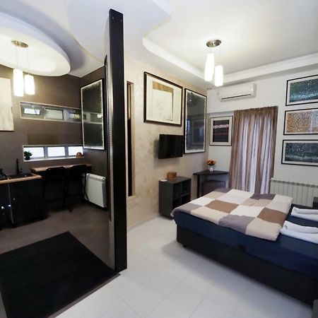 Kennedylux Apartment เบลเกรด ภายนอก รูปภาพ